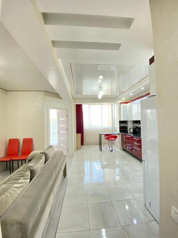 Cozy Two Bedroom Large Apartment Chisinau Eksteriør bilde