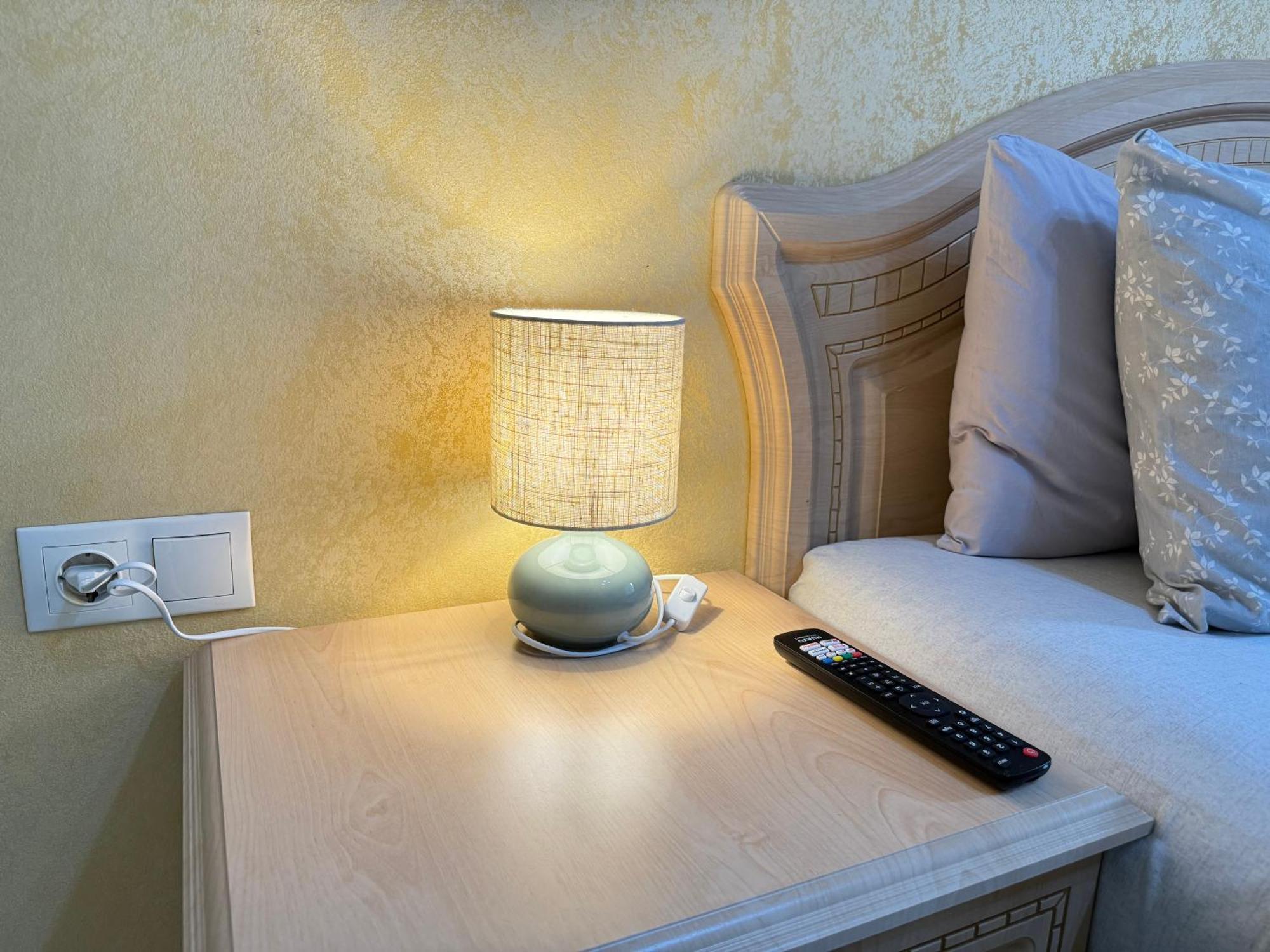Cozy Two Bedroom Large Apartment Chisinau Eksteriør bilde