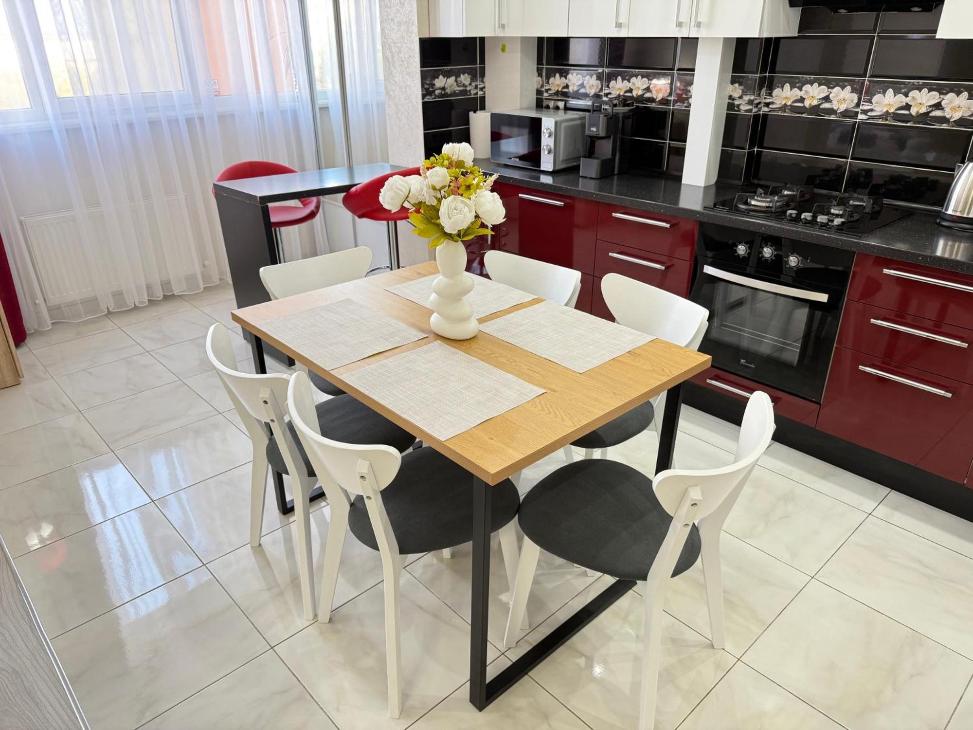 Cozy Two Bedroom Large Apartment Chisinau Eksteriør bilde