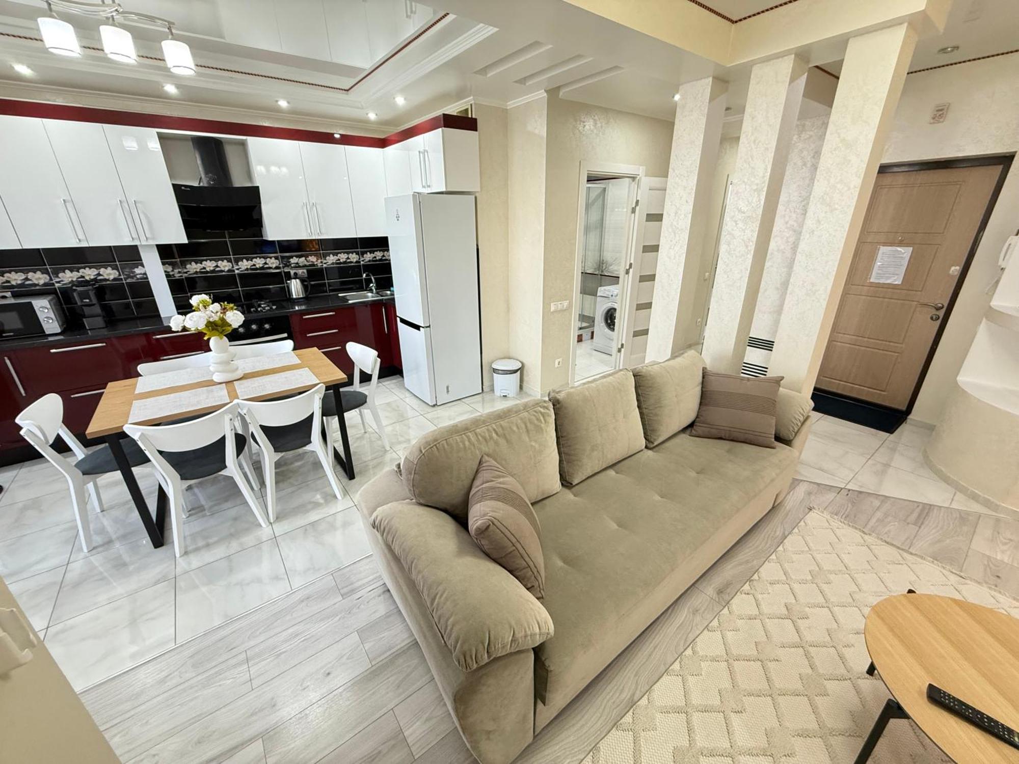 Cozy Two Bedroom Large Apartment Chisinau Eksteriør bilde